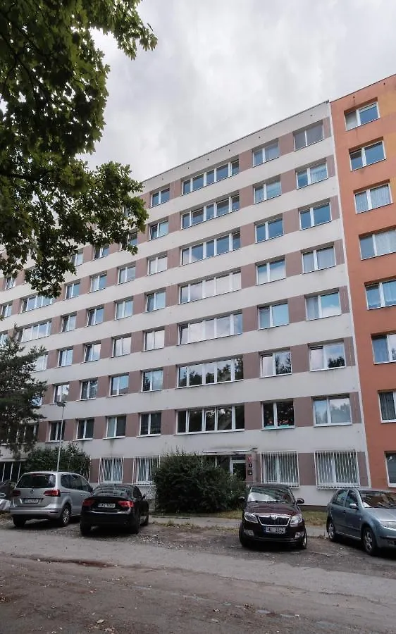 Prague Days - Family Apt W Balcony In Quiet Area